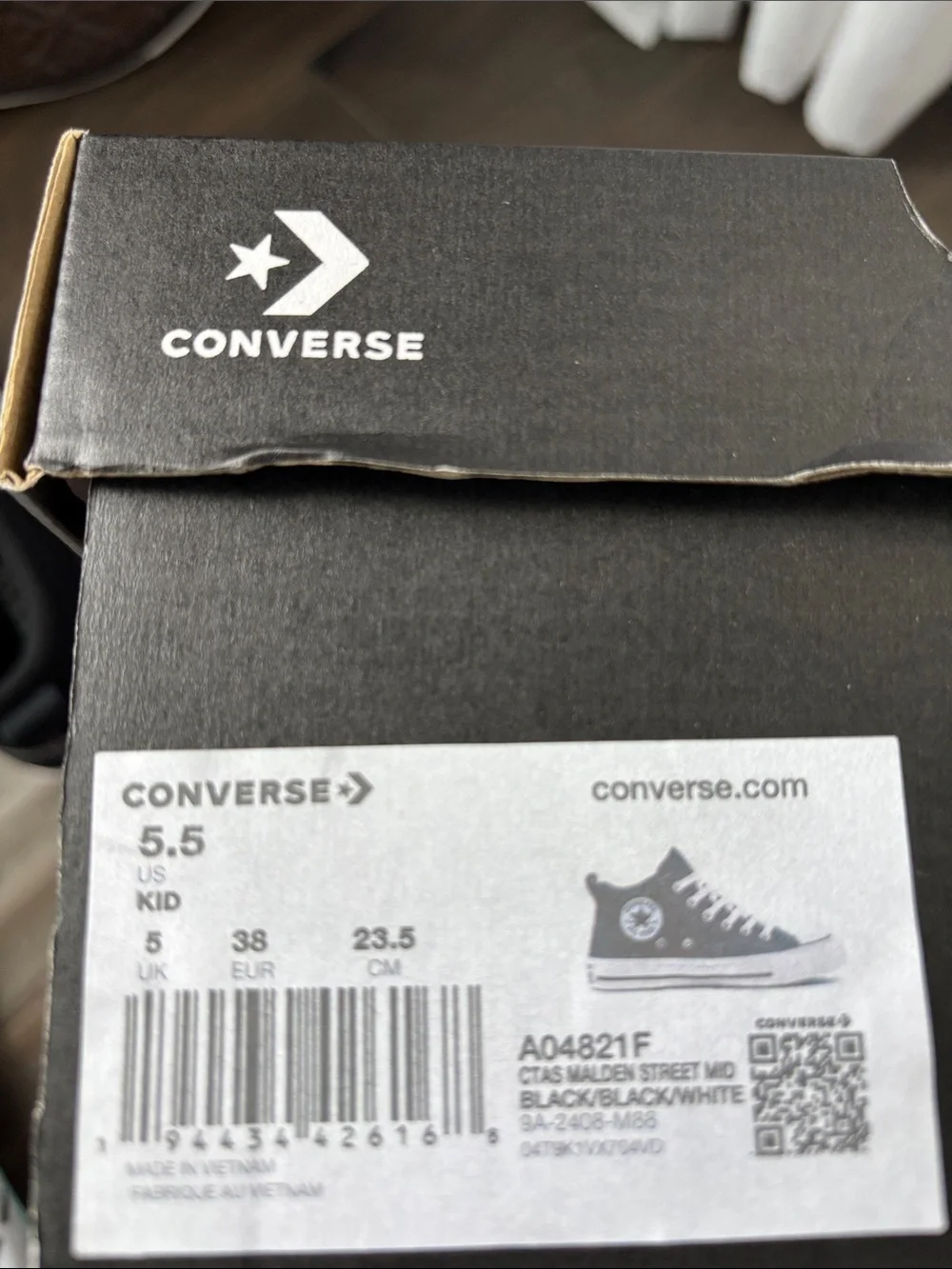 Converse All Star Malden Street Mid top, ortholite cushioning wider fit